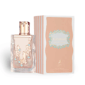 Maison Alhambra Sugar Me Marshmallow Dream — A pink box with a decorative label and a clear glass perfume bottle with a rose gold cap and a dripping candy-like design with blue and white accents. | Maison Alhambra Sugar Me Marshmallow Dream — Kotak merah jambu dengan label hiasan dan botol minyak wangi kaca jernih