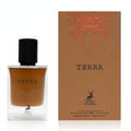 Maison Alhambra Terra – A clear glass perfume bottle with amber liquid and a black cap, next to its brown cardboard packaging featuring an orange tree root illustration and the brand logo. | Maison Alhambra Terra – Botol minyak wangi kaca jernih dengan cecair ambar dan penutup hitam, bersebelahan dengan pembungkusan